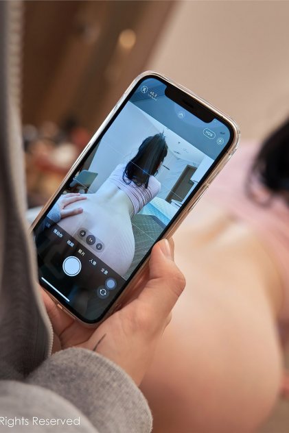 葛洛莉亚·贝尔