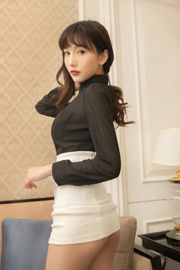 国产成人剧情AV麻豆果冻