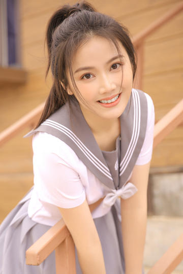 自慰书店：一个男人 两个女人