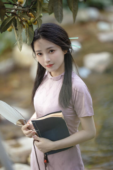 国产亚洲精品中文在线观看